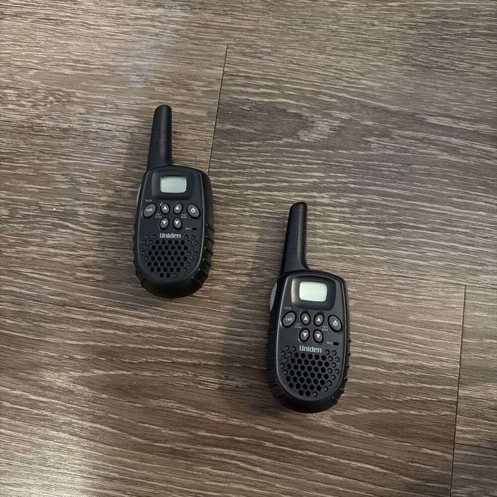 Uniden GMR535-2 Two Way Radio Walkie Talkie - Tested and Works